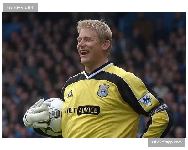 青年才俊的摇篮：探究曼城青训学院近年高产背后的系统